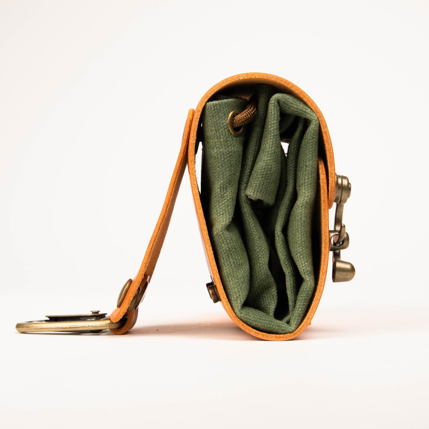 Foraging Pouch