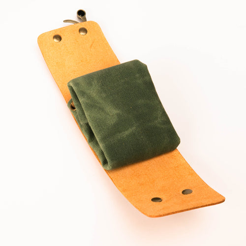 MUSS Foraging Pouch, waxed canvas and leather belt bag (photo 2)